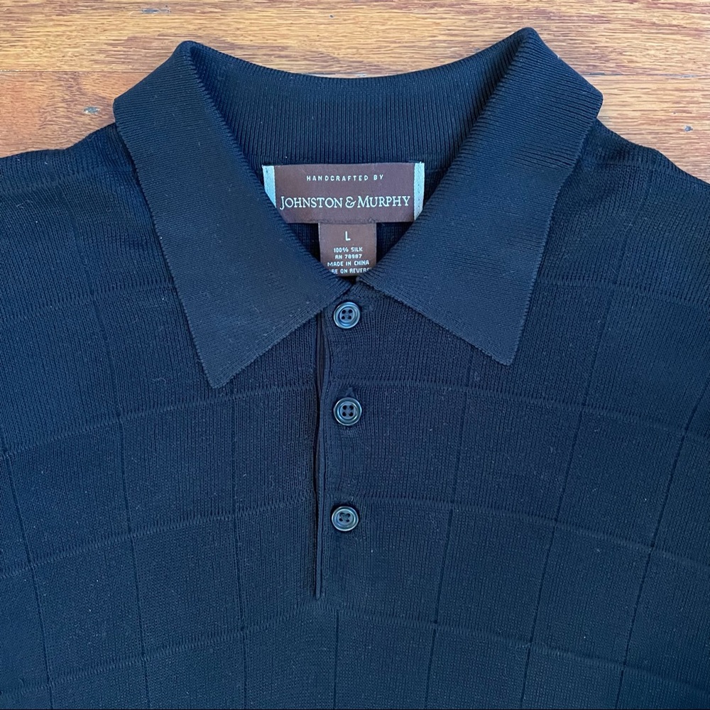 Johnston and Murphy sz L men’s short sleeve black shirt.